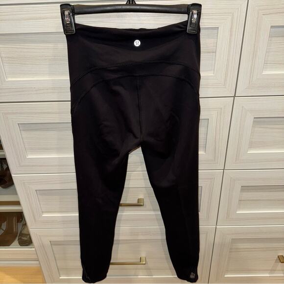 Lululemon Bootcamp Ready Tight 25"
Black 4 - Picture 8 of 14